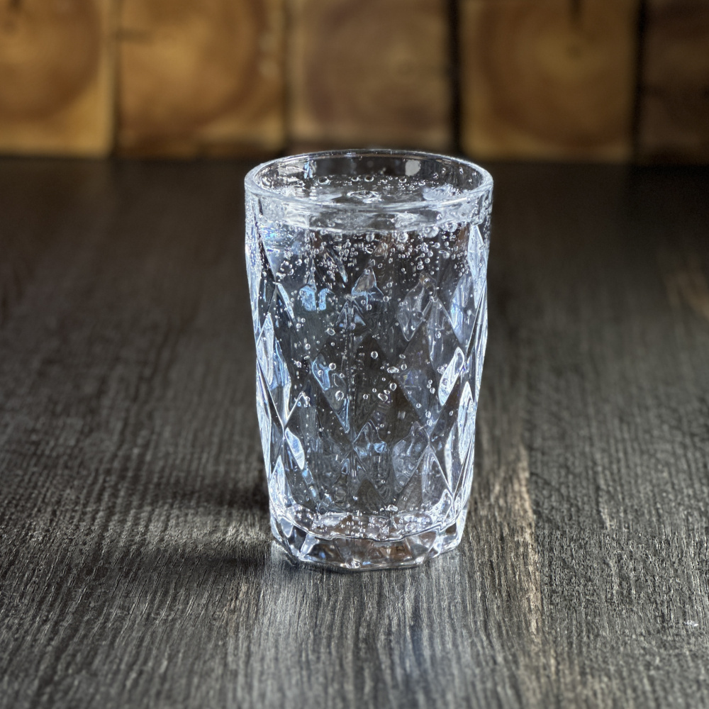 Вода газированная