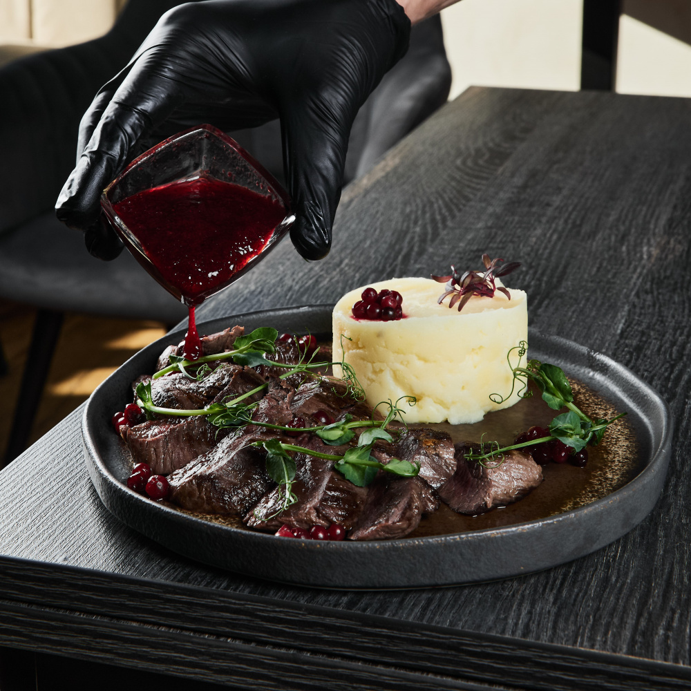 Стейк из оленя