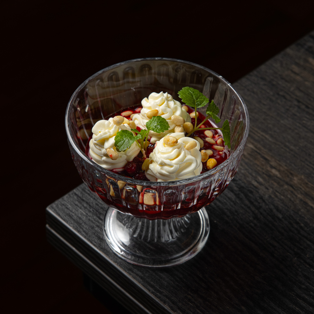 Десерт брусника