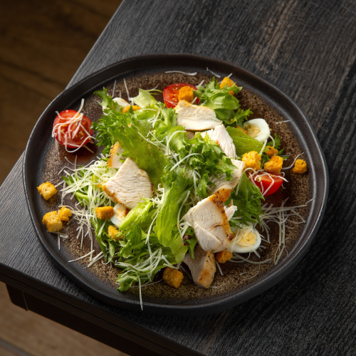 Цезарь с курицей